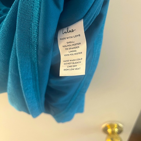 Semi Formal Dress - Picture 5 of 6